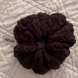 Aerie Sherpa scrunchie